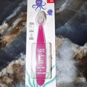 RADIUS Totz Plus Brush Toothbrush (Age 18 Month +) Pink NEW